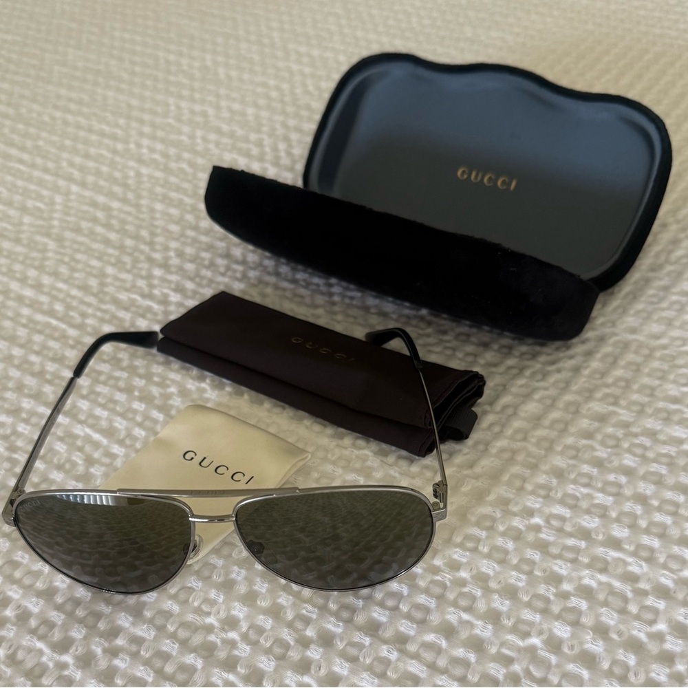 NWT GUCCI Sunglasses - Picture 3 of 5